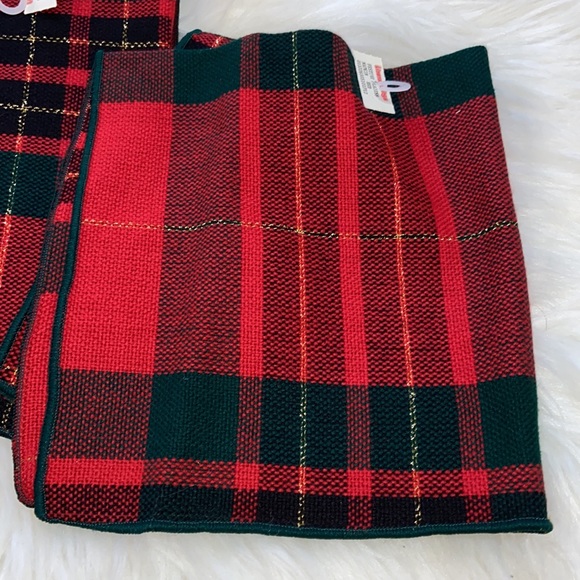 Festive Christmas Plaid Napkins set of 4 - Picture 9 of 17